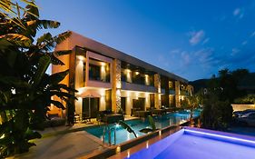 Lan-Go Sivota Luxury Living